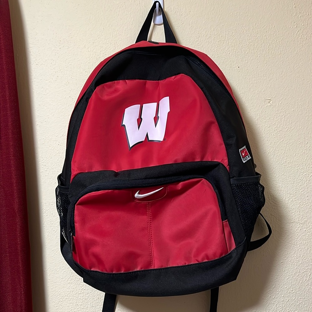 Wisconsin Badgers Nike Backpack